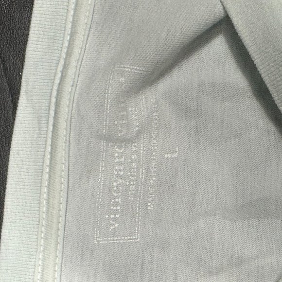 Vineyard Vines Basic Pocket Tee - Size Large - Picture 3 of 3